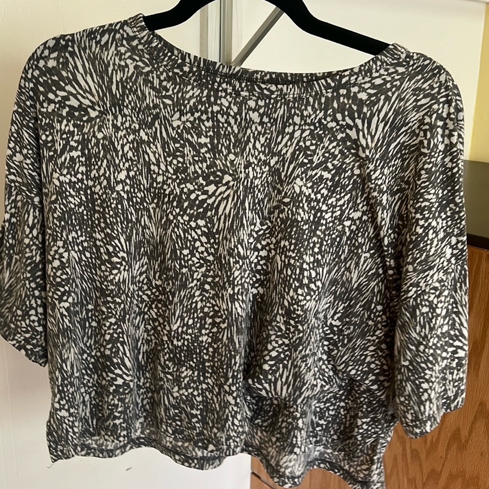 Old Navy Active Cropped Tee